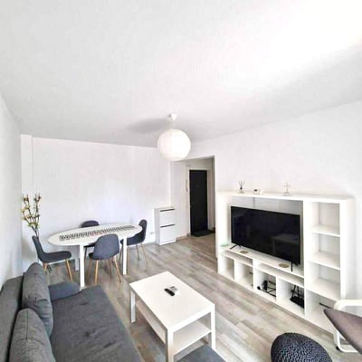 Location d’un appartement confortable de 2 pièces avec cuisine séparée dans le quartier Chiajna, secteur 6, Bucarest, Roumanie